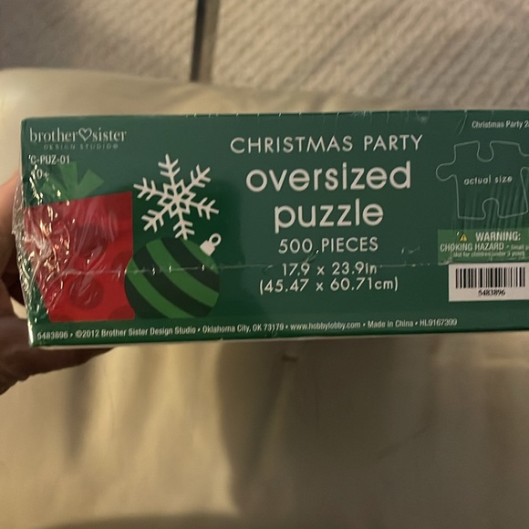 SOLD🚫Christmas Party 2020 Oversized Puzzle 500 Pieces - Picture 3 of 5